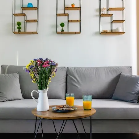 아파트 Kipos & (adults Only) 겐나디