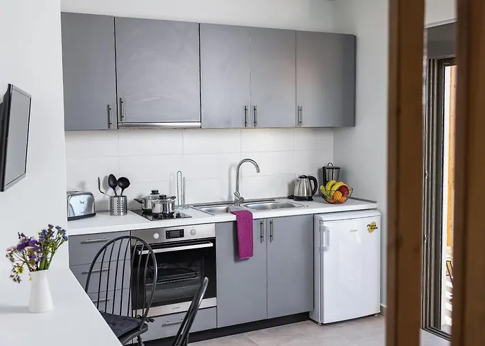 Kipos & (adults Only)